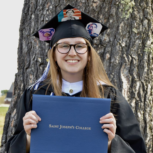 Allison Emery Photo 35