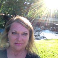 Suzanne Sherman Photo 25