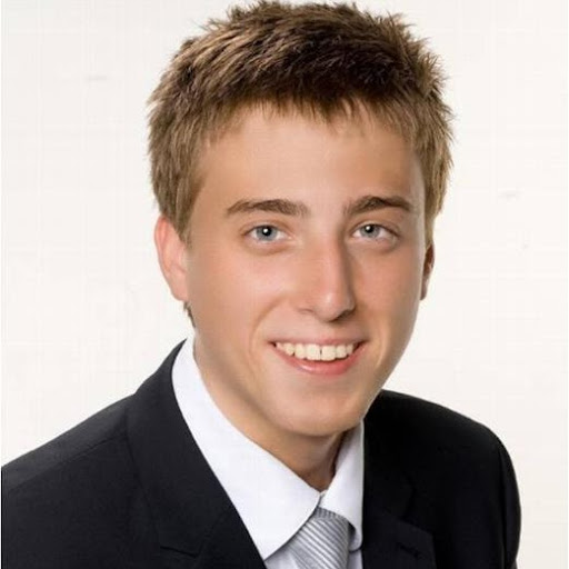 Jonathan Elliott Photo 15