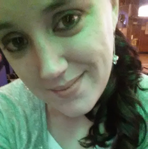 Nicole Kuhn Photo 14