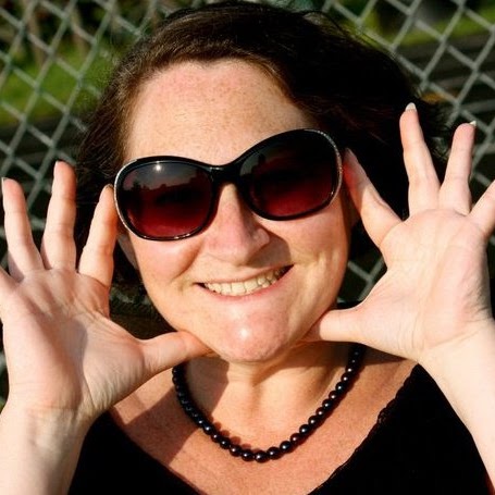 Lisa Litchfield Photo 12