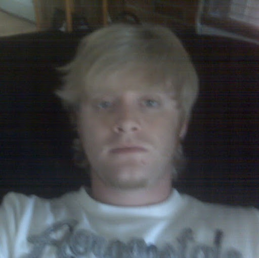 Kyle Weeks Photo 11