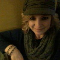Marla Miller Photo 13