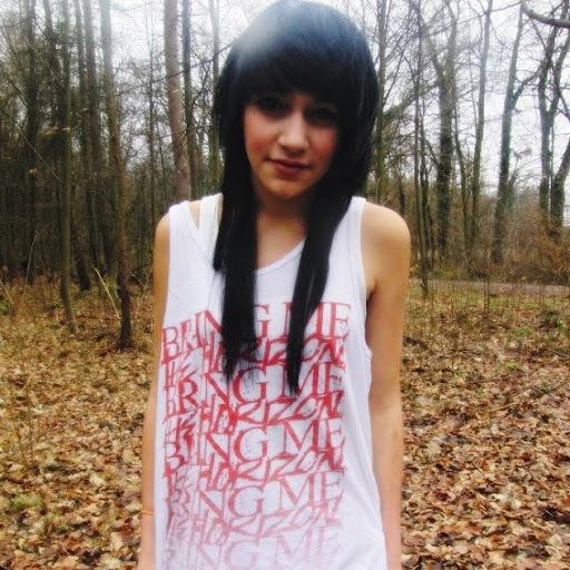 Sara Fine Photo 2