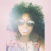 Angela Hilliard Photo 22