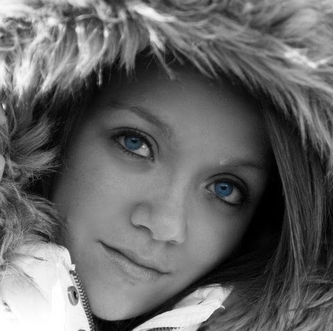 Adrienne Ford Photo 38