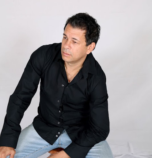 Richard Brazil Photo 8