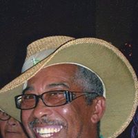 Larry Graham Photo 7