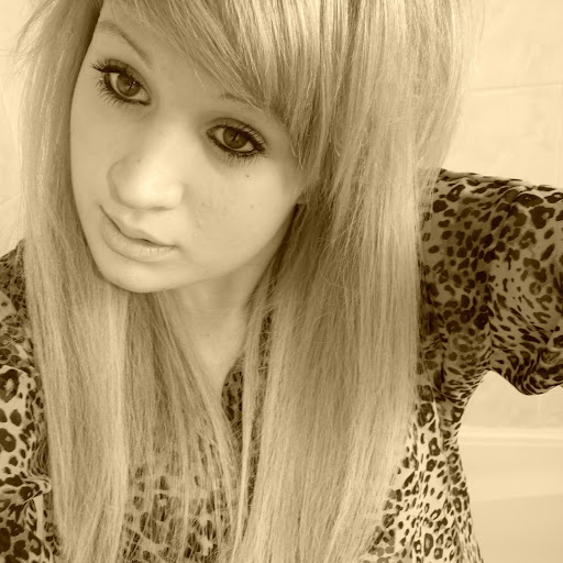 Jodie Simpson Photo 31