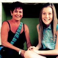 Alison Weir Photo 17
