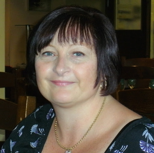 Anita Watson Photo 15