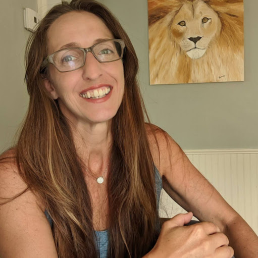 Rebecca Hale Photo 31