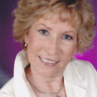 Deborah Short Photo 15