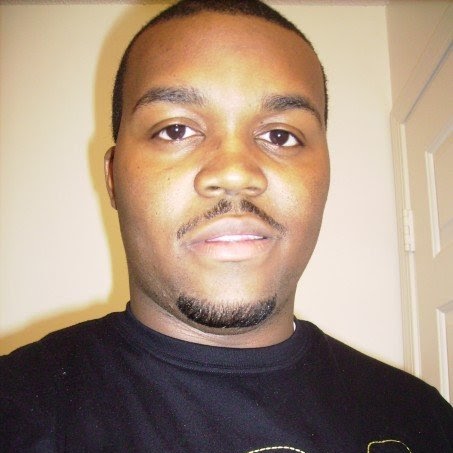Ralph Small Photo 22