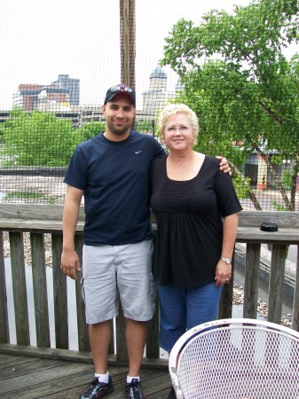Debbie Hawkins Photo 30
