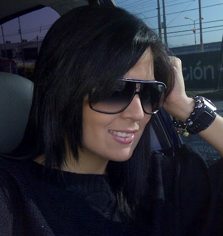Sara Salas Photo 9