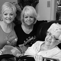 Linda Benefield Photo 10