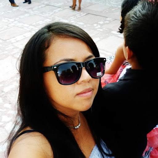 Isela Rodriguez Photo 20