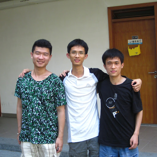 Chong Chen Photo 5