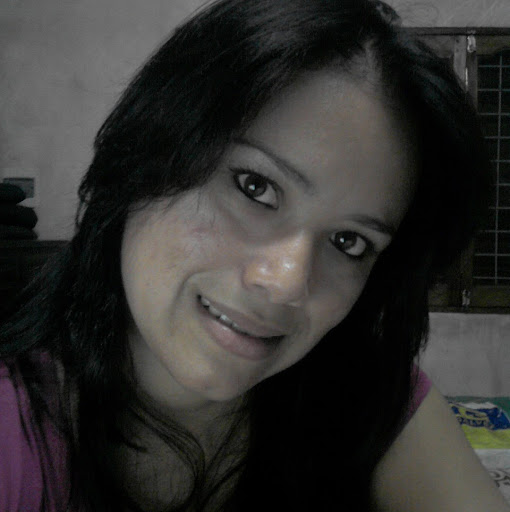 Luz Peralta Photo 31