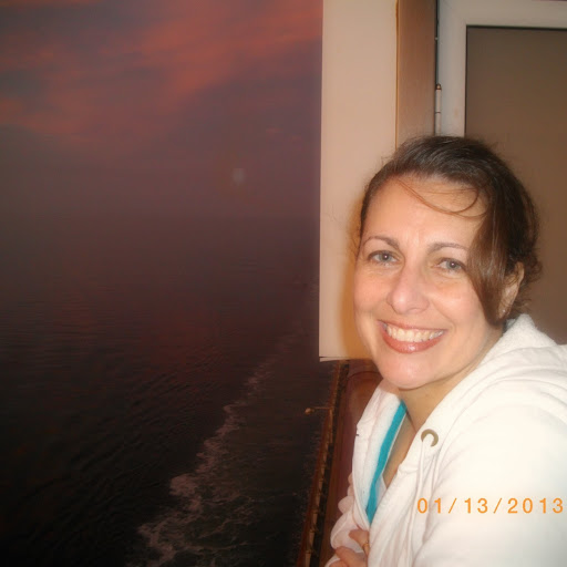 Kristina Hart Photo 35