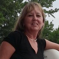 Theresa Evers Photo 19