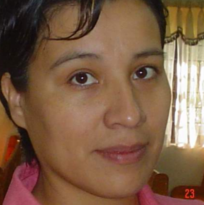 Reyna Santana Photo 6
