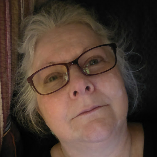 Marie Ellis Photo 21