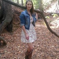 Melissa Bennett Photo 20
