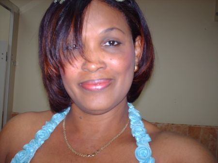 Angela Bowen Photo 27