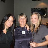 Helen Randall Photo 28