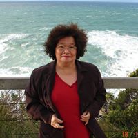 Helen Andrade Photo 14