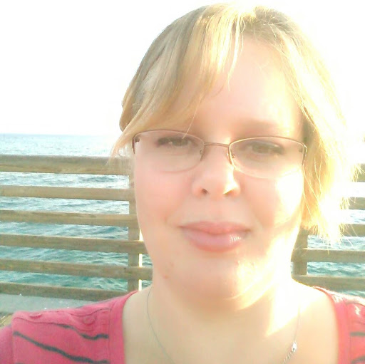 Lisa Winters Photo 44