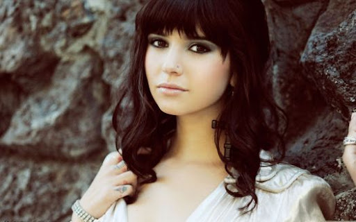Kelly Waters Photo 45