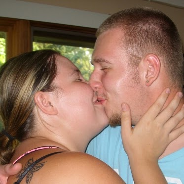 Amanda Whitcomb Photo 28