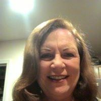 Catherine Griffin Photo 17