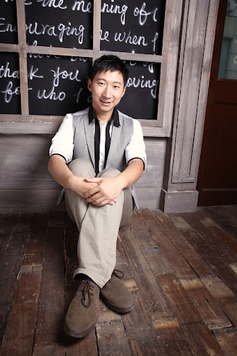 Eric Wang Photo 29