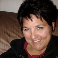 Michelle Mccabe Photo 9