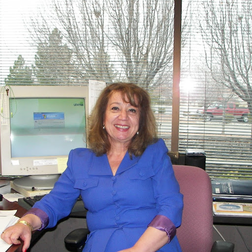 Maggie Robinson Photo 25
