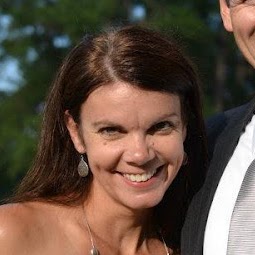 Betsy Flanagan Photo 26