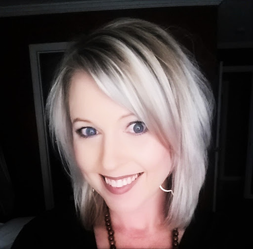 Kristie Hall Photo 9