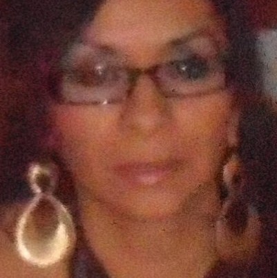 Yvonne Gonzales Photo 15
