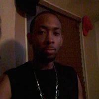Johnathan Lynch Photo 5