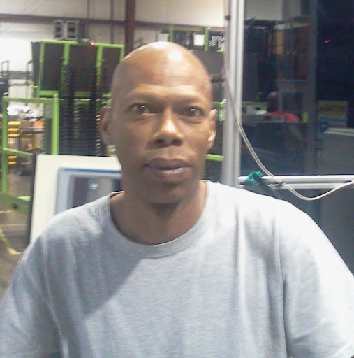 Tyrone Thompson Photo 16