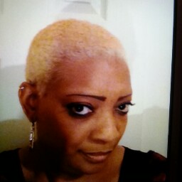 Nicole Sampson Photo 12