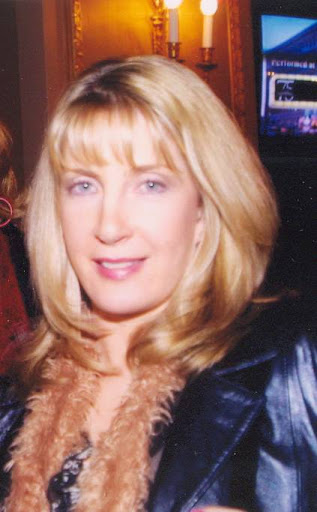 Lori Schwartz Photo 27