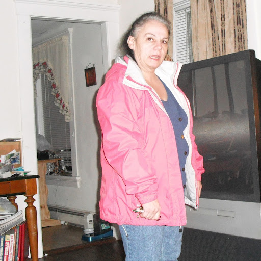 Angela Leslie Photo 23
