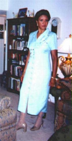 Denise Willis Photo 9