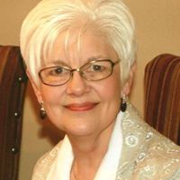 Carolyn Pool Photo 20