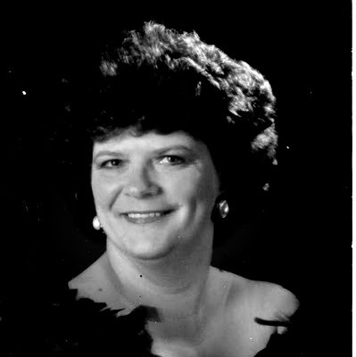 Debra Cobb Photo 16
